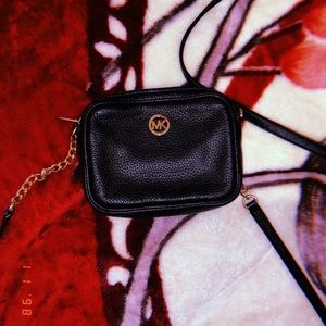 COPY - Crossbody purse.